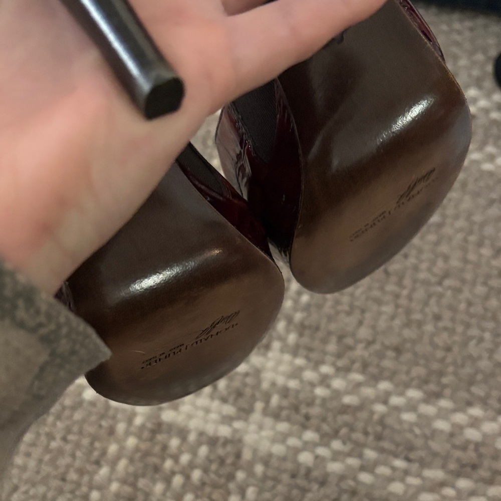 Donald J. Pliner Women's Burgundy Heeled Sandals - Picture 6 of 9